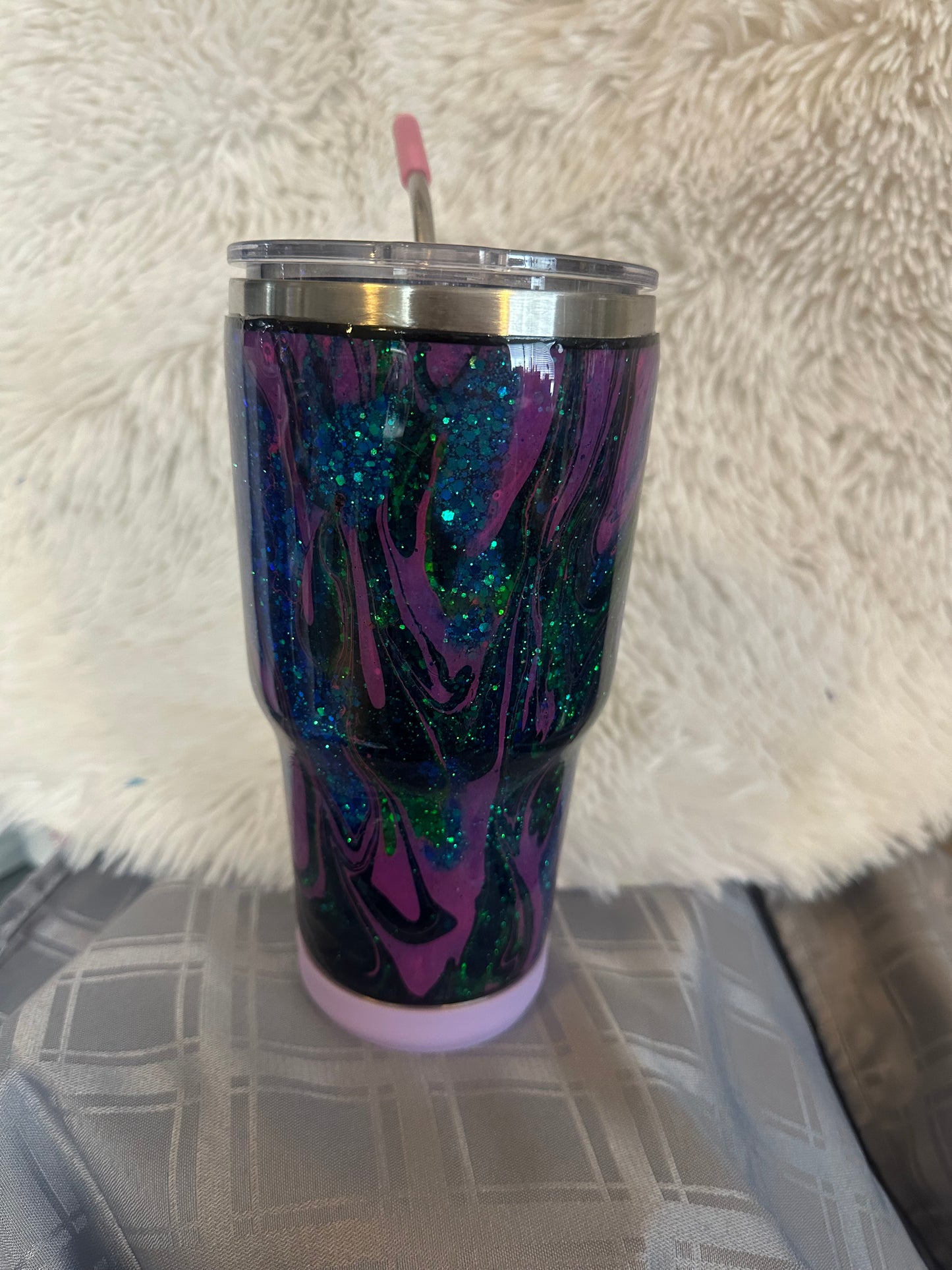 30oz glittered and hydro dipped